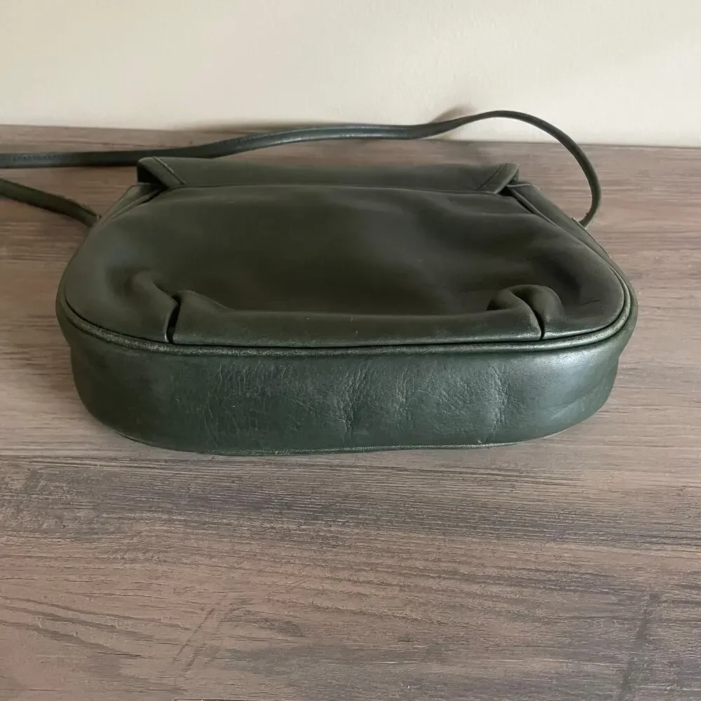 Vintage Coach USA Forest Green Leather Flap Crossbody Bag Legacy Style 120
